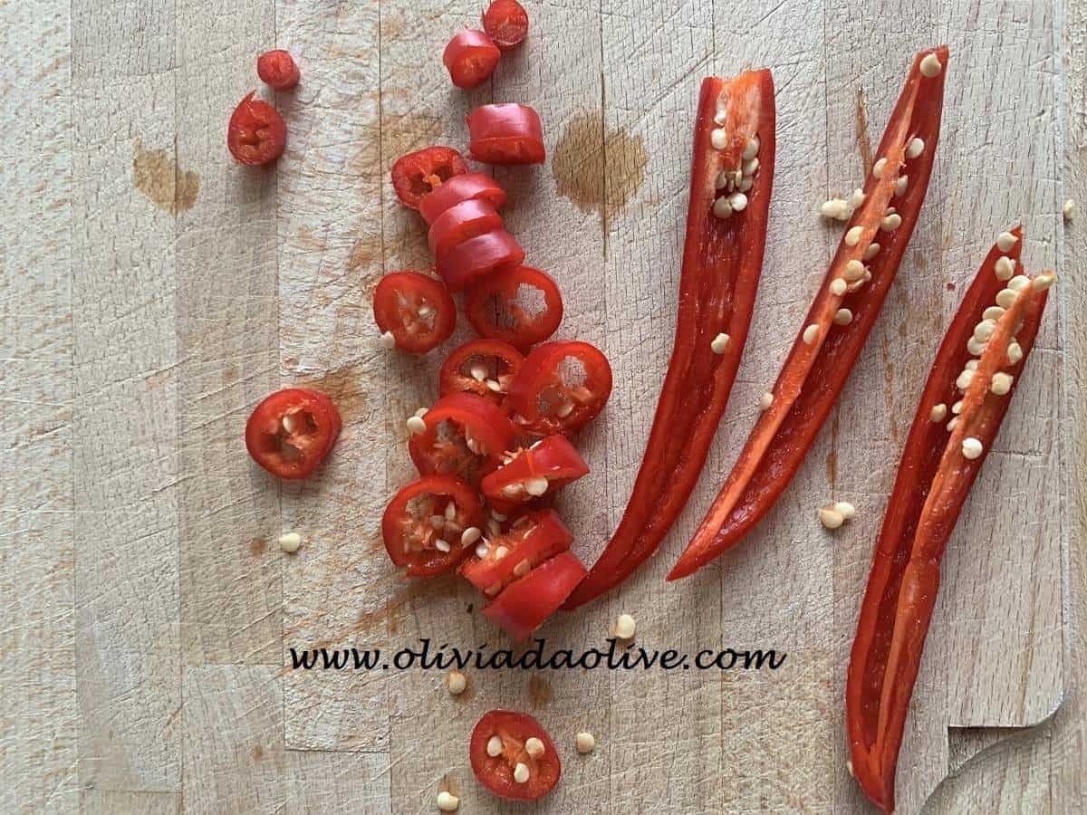 Amazing Flavor Homemade Infused Olive Oil Recipes Garlic, Chili