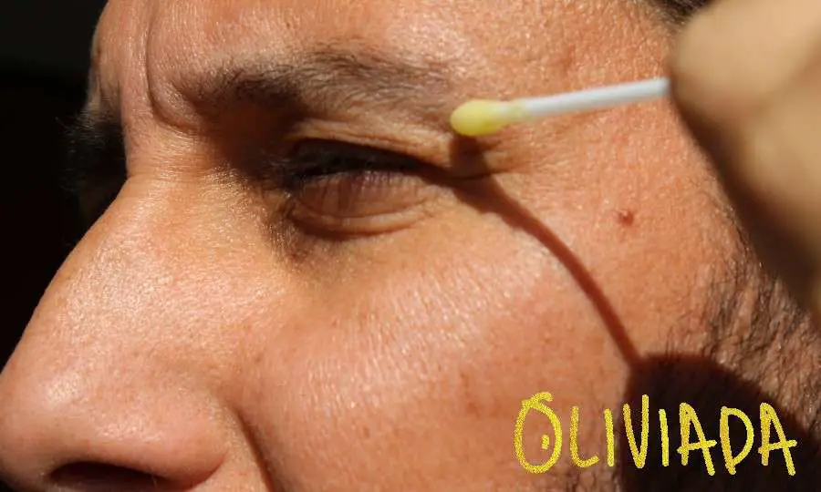 apply extra virgin olive oil for eyelashes eyebrows