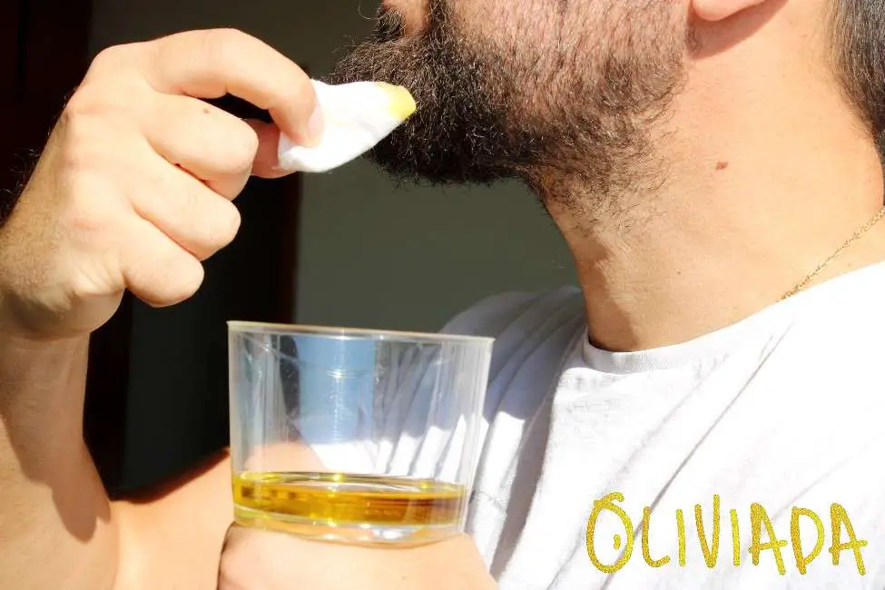 applying extra virgin olive oil for beard