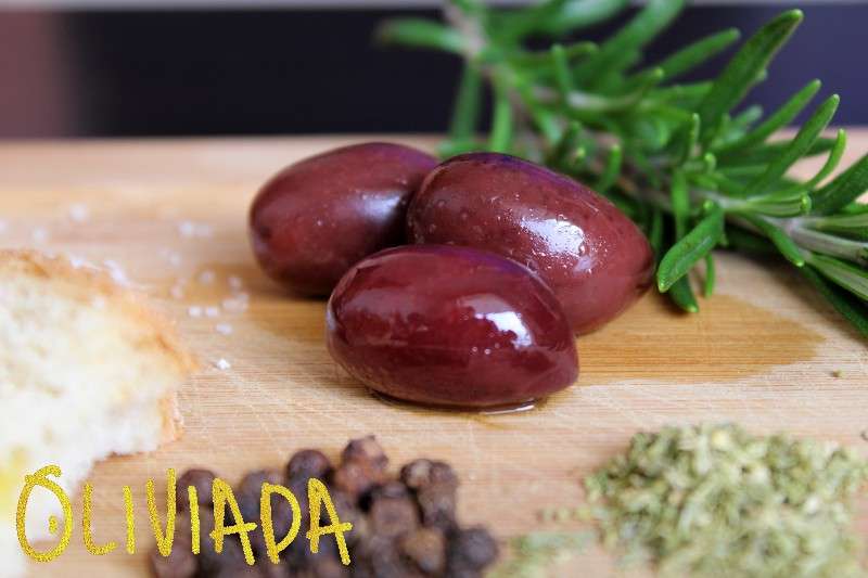 kalamata olives vs black olives by Oliviada