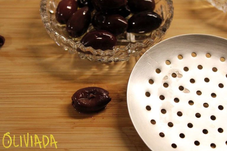 How To Pit Olives Like A Pro? 9 Suprising Methods